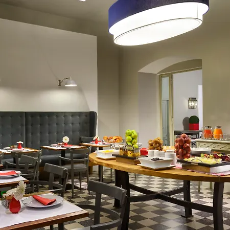 Hotel Garibaldi Blu 4*