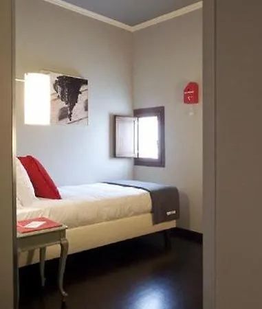 酒店 Garibaldi Blu - Wtb 4*